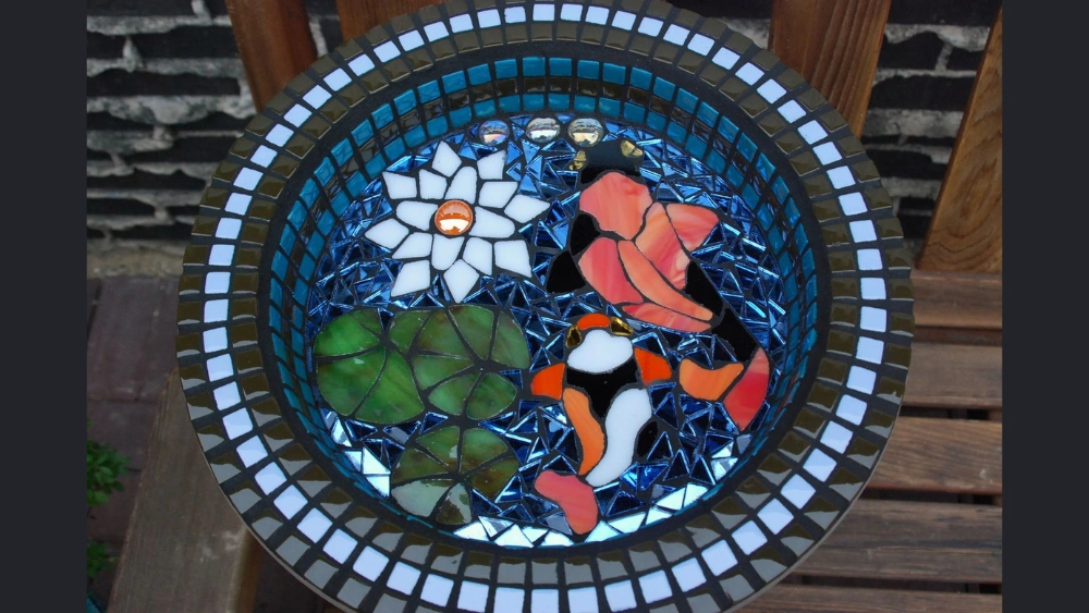 How to Make a Mosaic Bird Bath: Easy Steps for Stunning Results